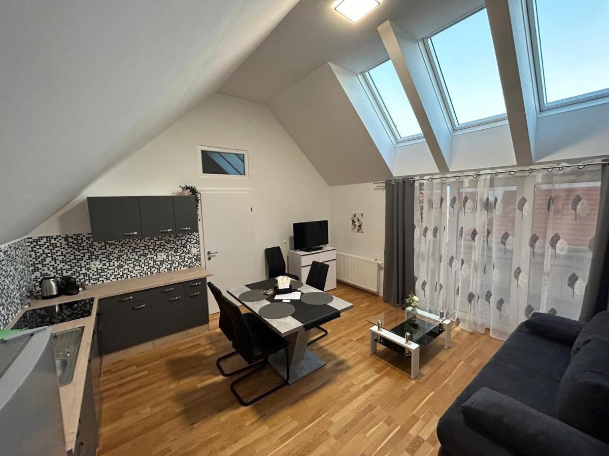 Paky Appartements 00323 ブルック・アン・デア・ライタ エクステリア 写真